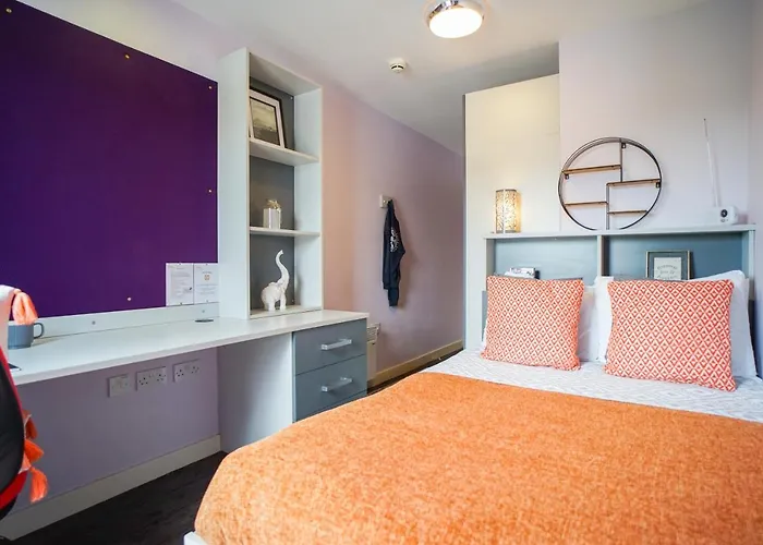 Beaverbank Place - Campus Residence
