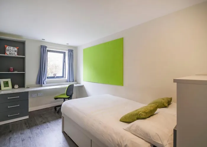 Beaverbank Place - Campus Residence